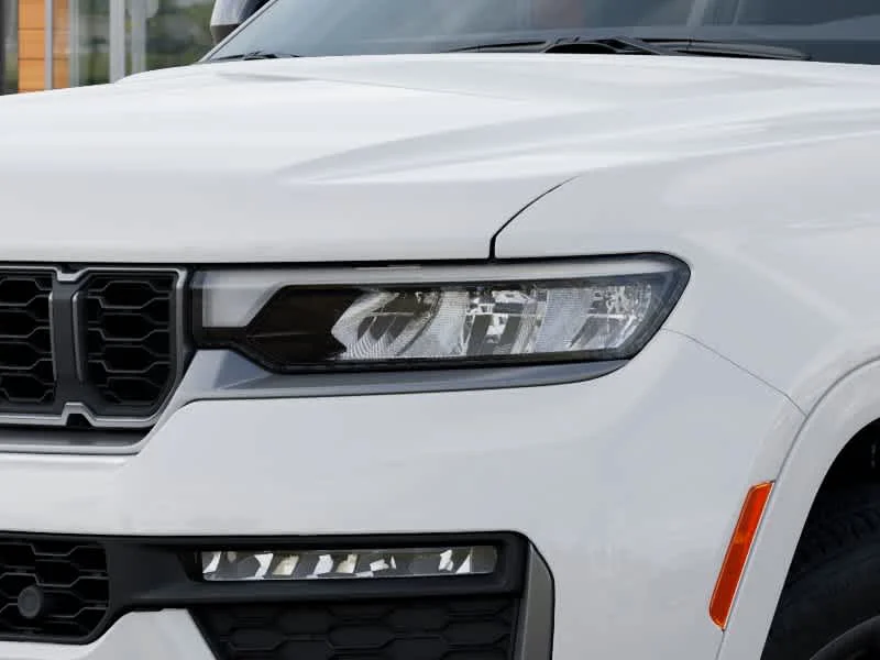 New 2027 Bright White Clearcoat Jeep Limited Reserve image 10
