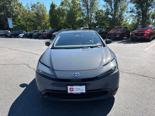 Certified Used 2027 01m2 Toyota LE image 9