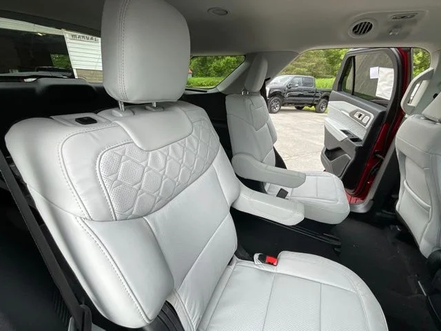 New 2026 Rapid Red Metallic Tinted Clearcoat Ford Platinum™ image 26
