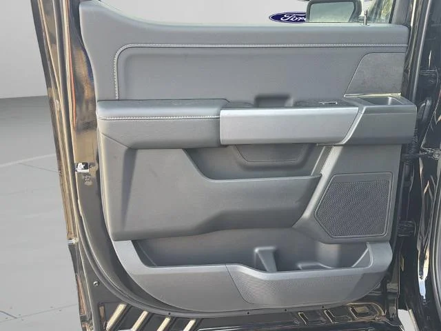 New 2026 Agate Black Metallic Ford XLT image 23