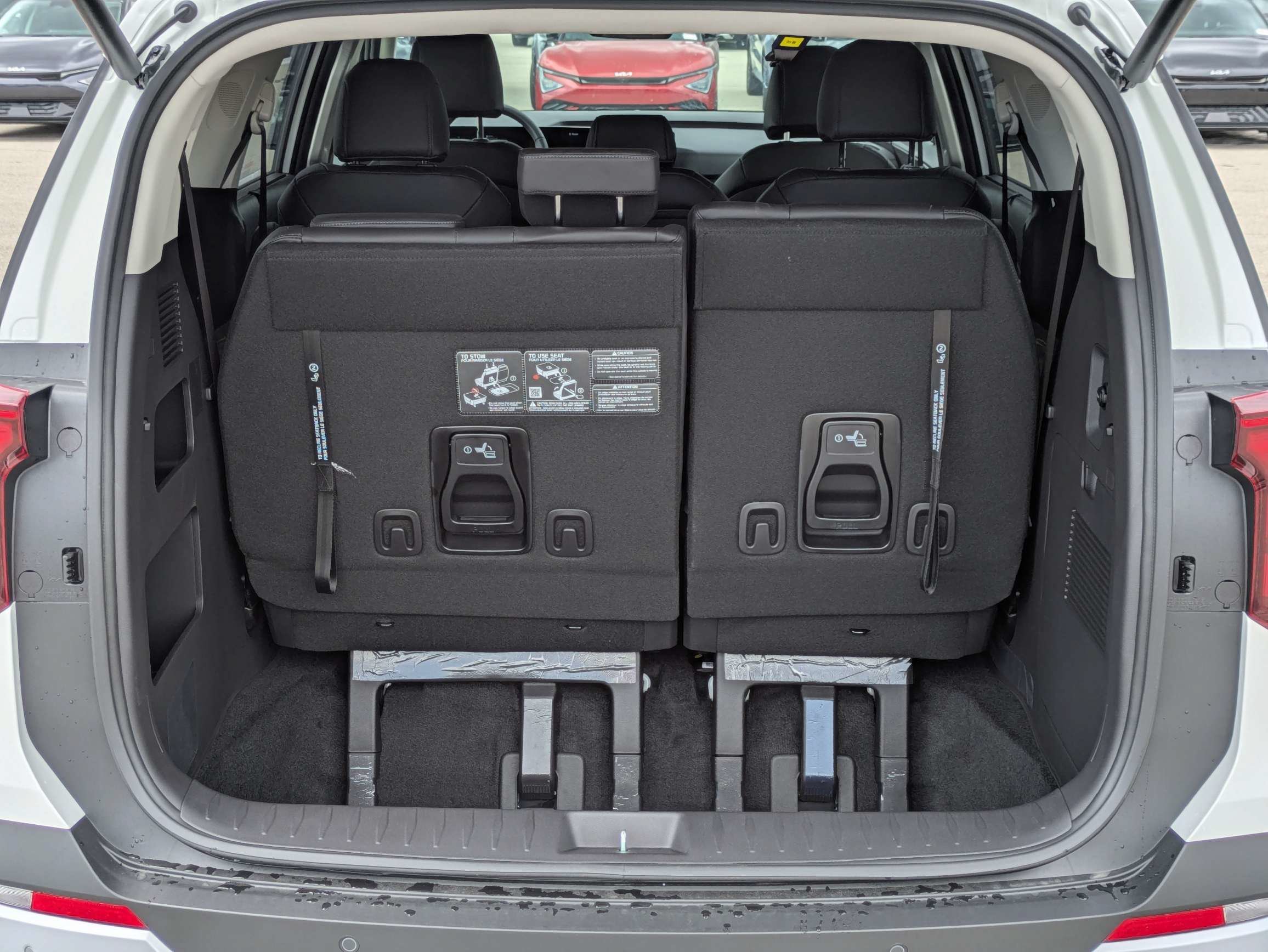 New 2026 Snow White Pearl Kia EX image 14