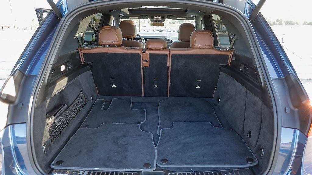 Used 2024 Twilight Blue Metallic Mercedes-Benz GLE 350 image 31