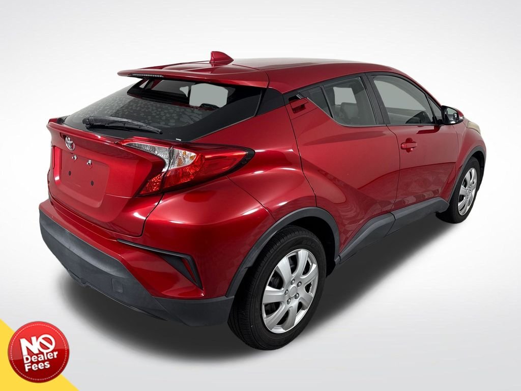 Used 2020 Red Toyota LE image 3