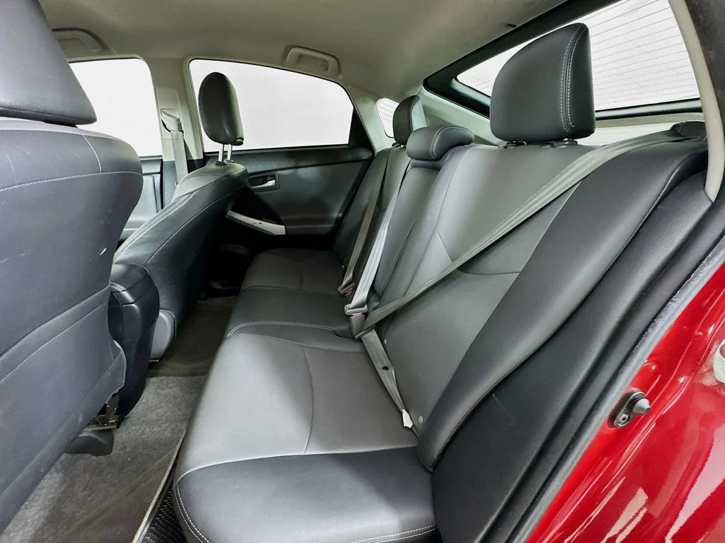 Used 2014 Red Toyota Five image 28