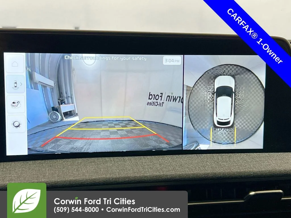 Used 2024 Gray Kia Wind image 22