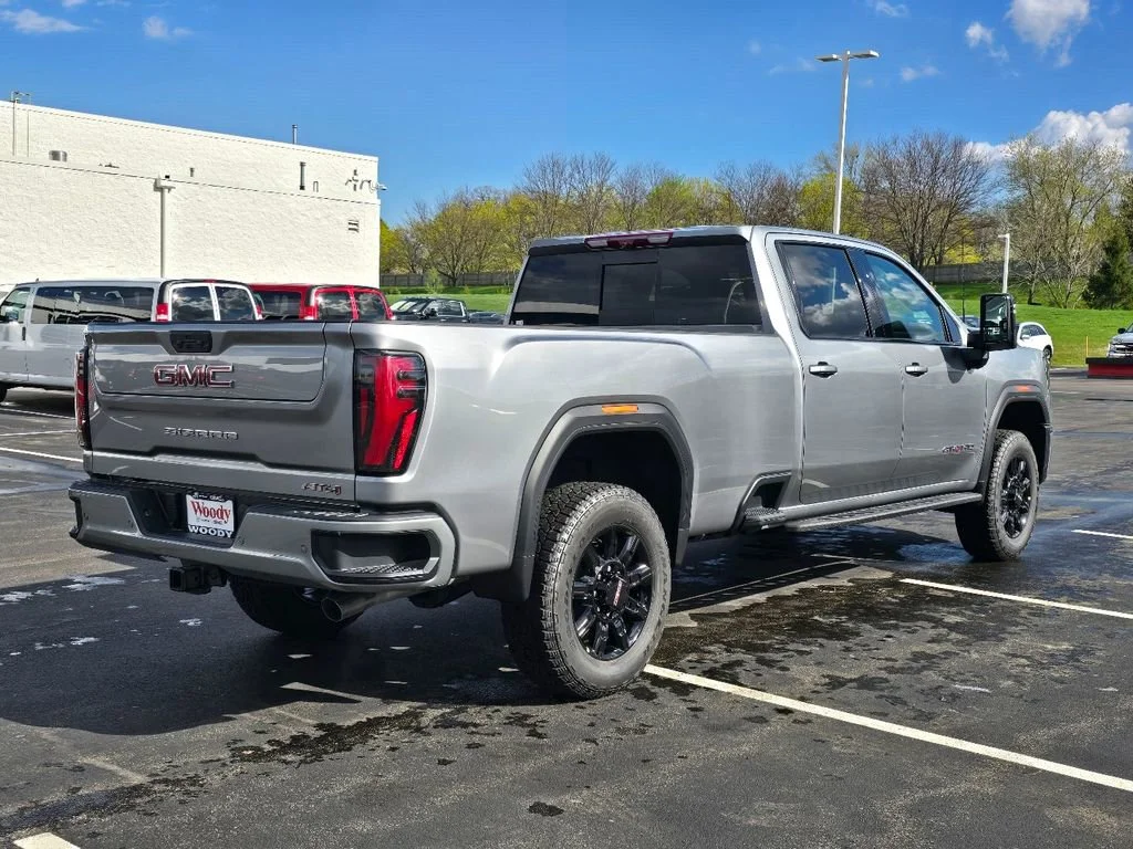 2026 GMC Sierra 2500HD AT4 - Photo 9