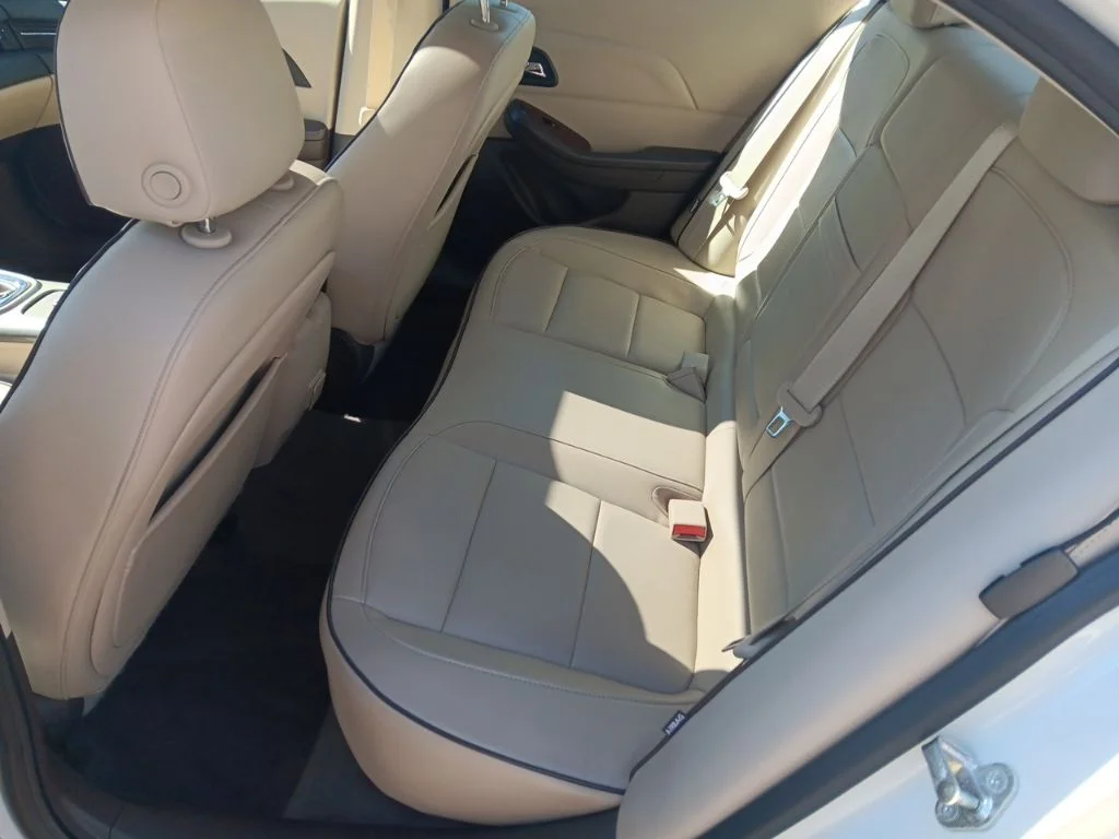 Used 2013 White Diamond Tricoat Chevrolet LTZ image 31