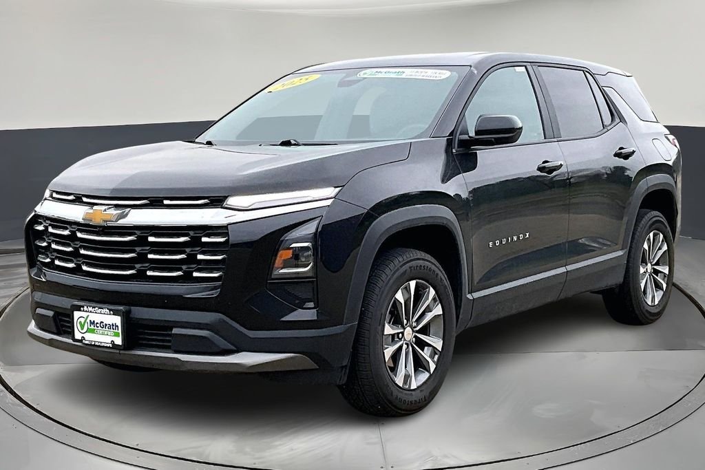 Used 2025 Black Chevrolet LT image 3
