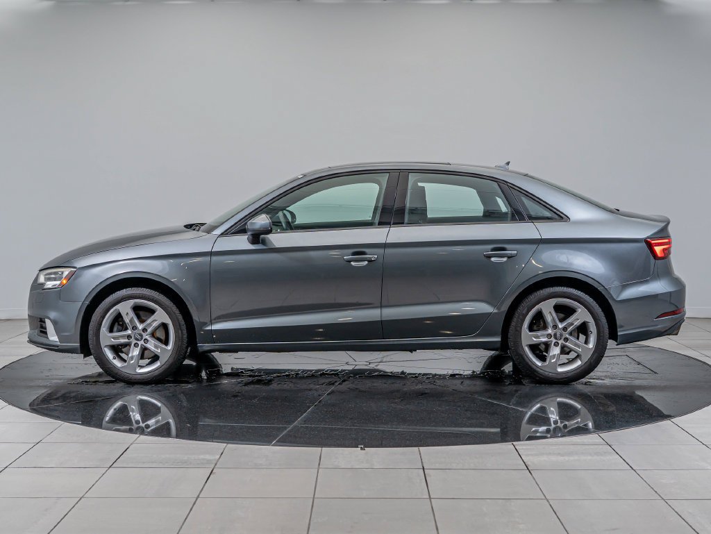 Used 2018 Monsoon Gray Metallic Audi 2.0T Premium image 5
