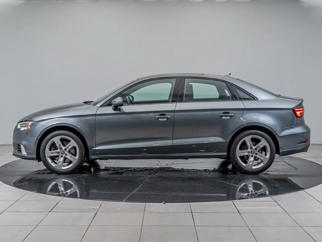 Used 2018 Monsoon Gray Metallic Audi 2.0T Premium image 5