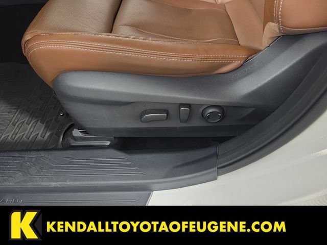 Used 2022 White Subaru Touring image 17