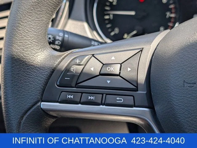 Used 2021 Red Nissan S image 23