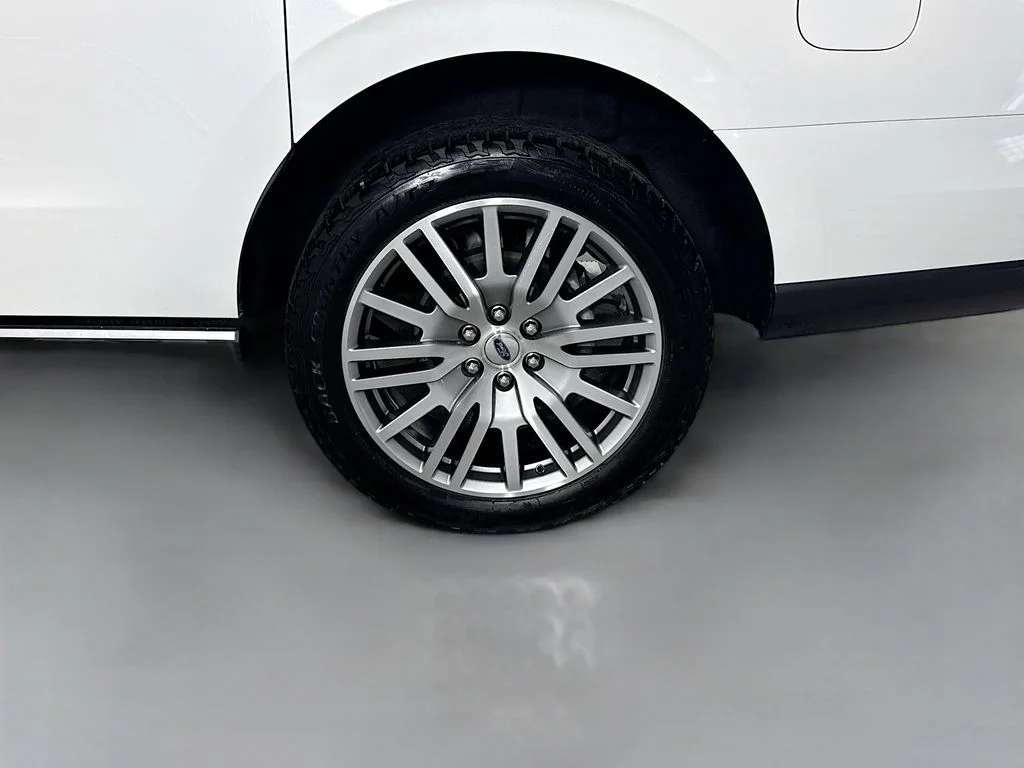 Used 2023 White Metallic Ford Limited image 34