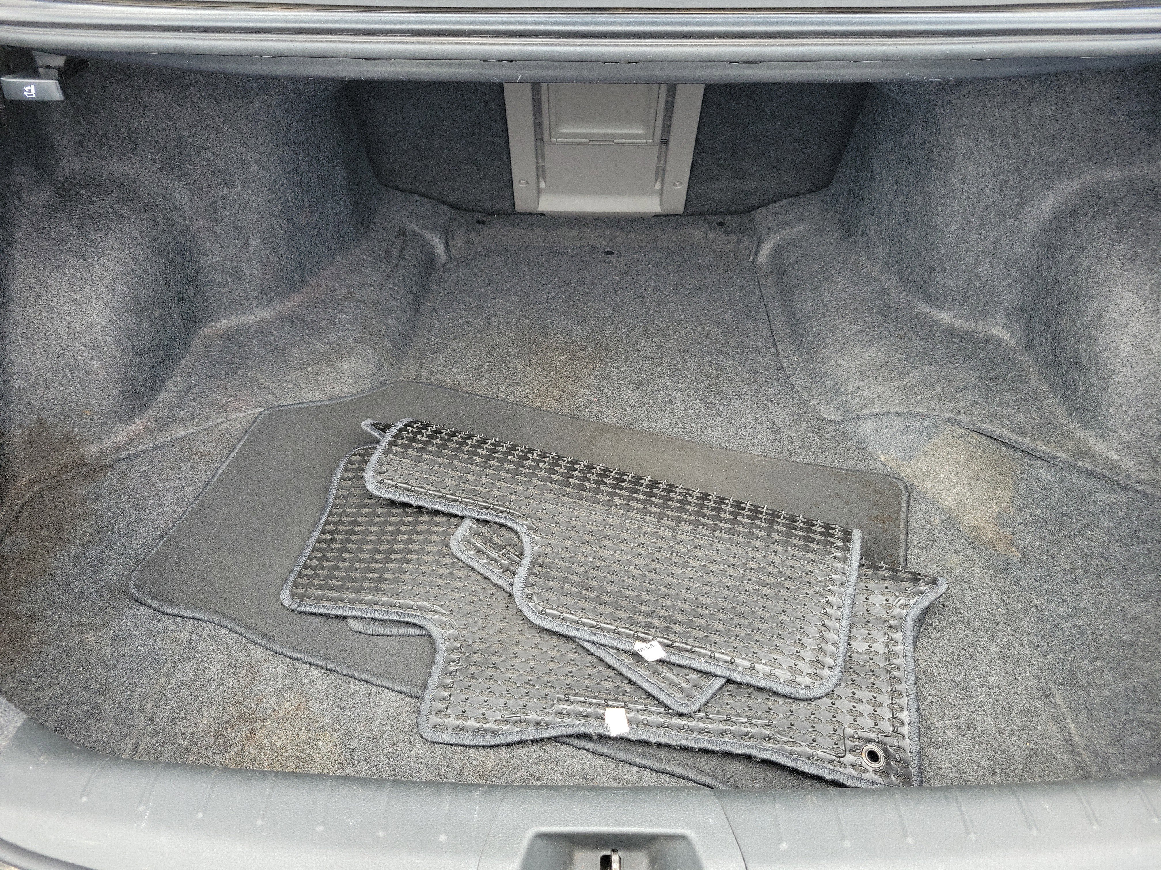 Used 2009 Gray Honda EX-L image 9