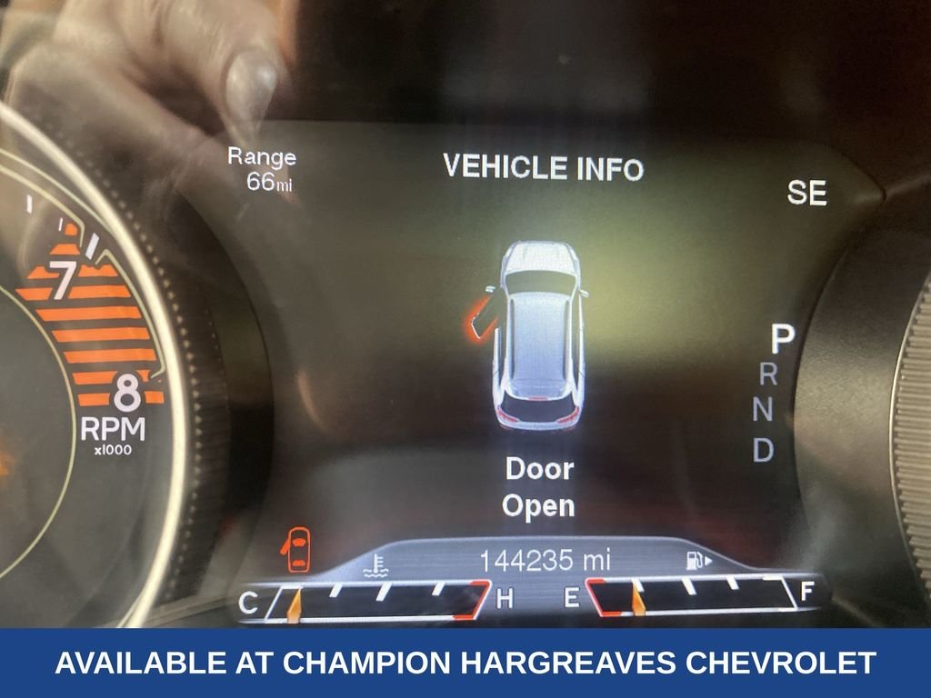 Used 2016 Brilliant Black Crystal Pearlcoat Jeep Limited image 15