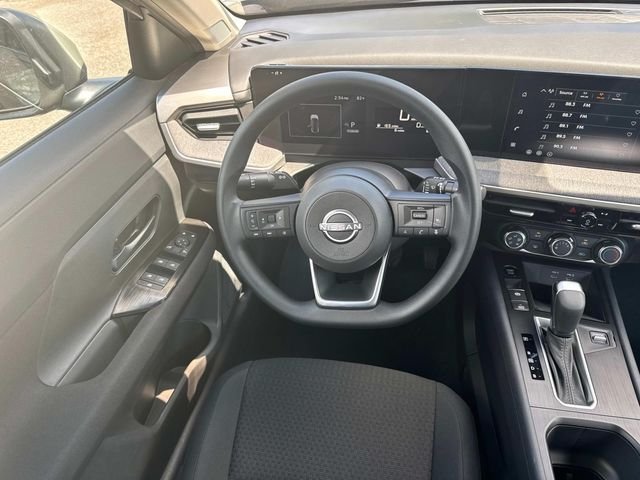 New 2026 Canyon Bronze Metallic Nissan S image 17