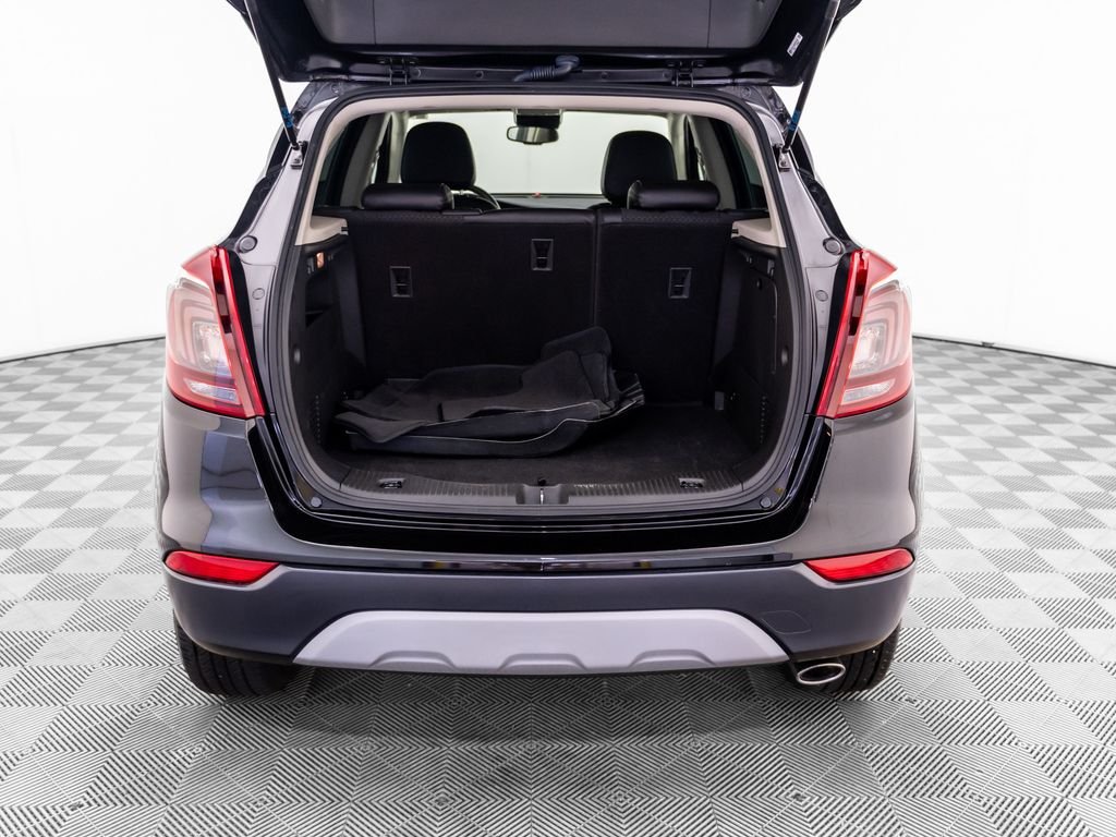 Used 2019 Ebony Twilight Metallic Buick Preferred image 29