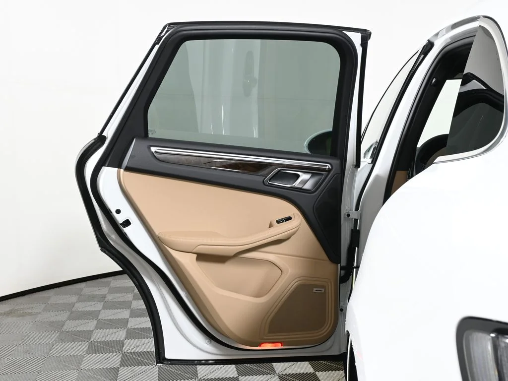 New 2026 White Porsche S image 36