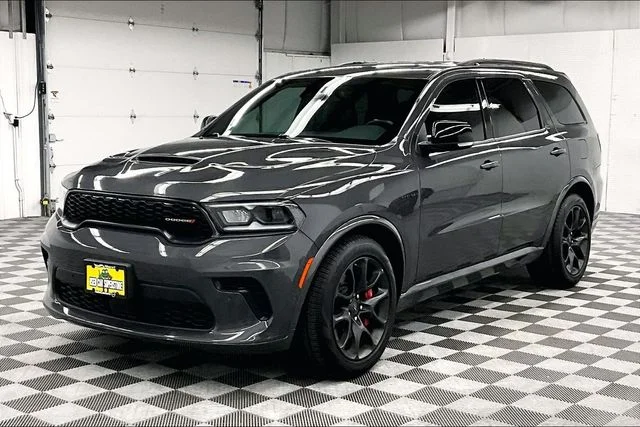 Used 2024 Vapor Gray Dodge R/T Premium image 12