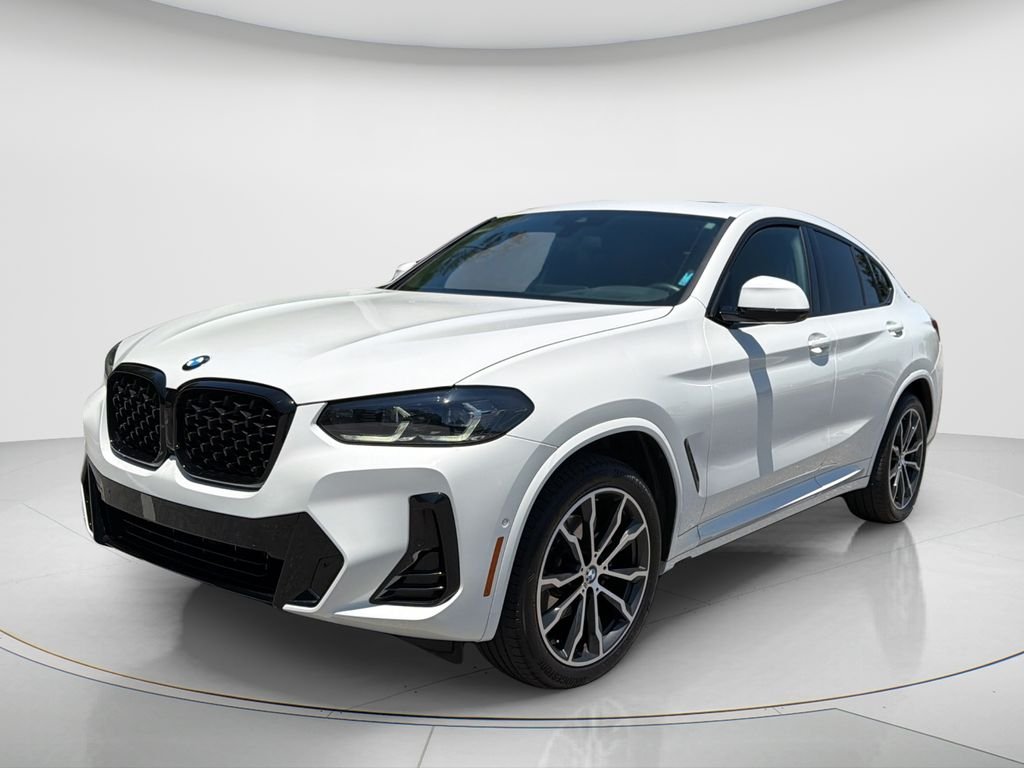 2023 BMW X4 xDrive30i's photo