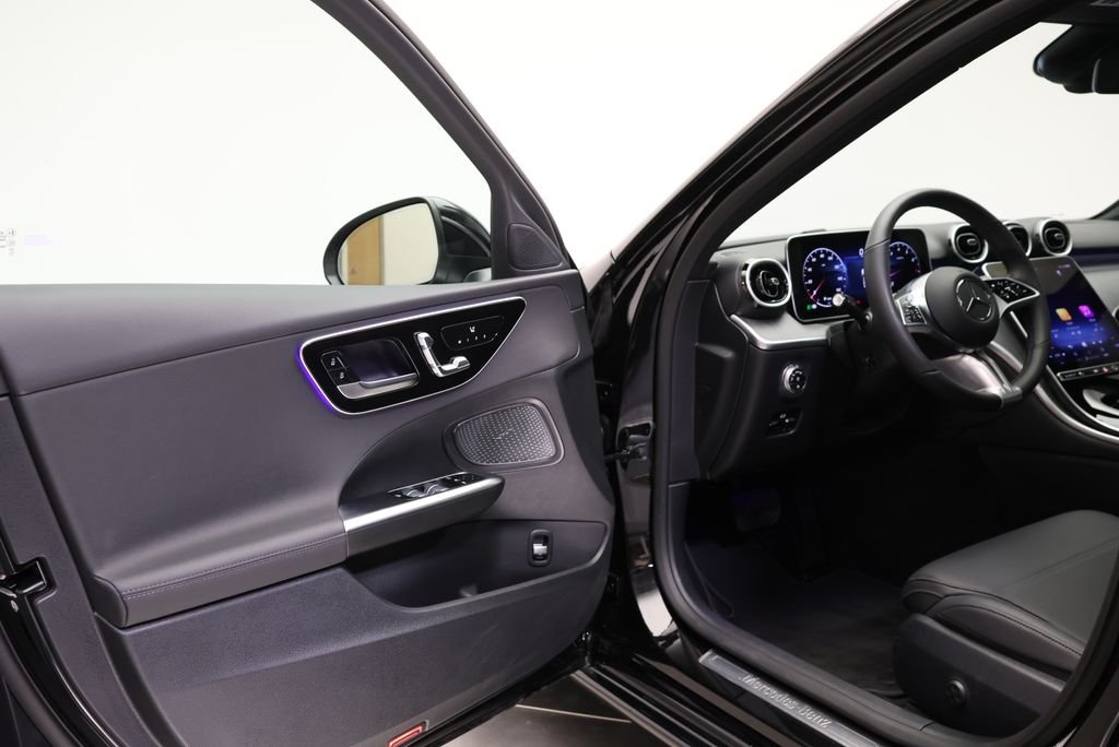 2026 Mercedes-Benz C-Class Sedan C 300 - Photo 36
