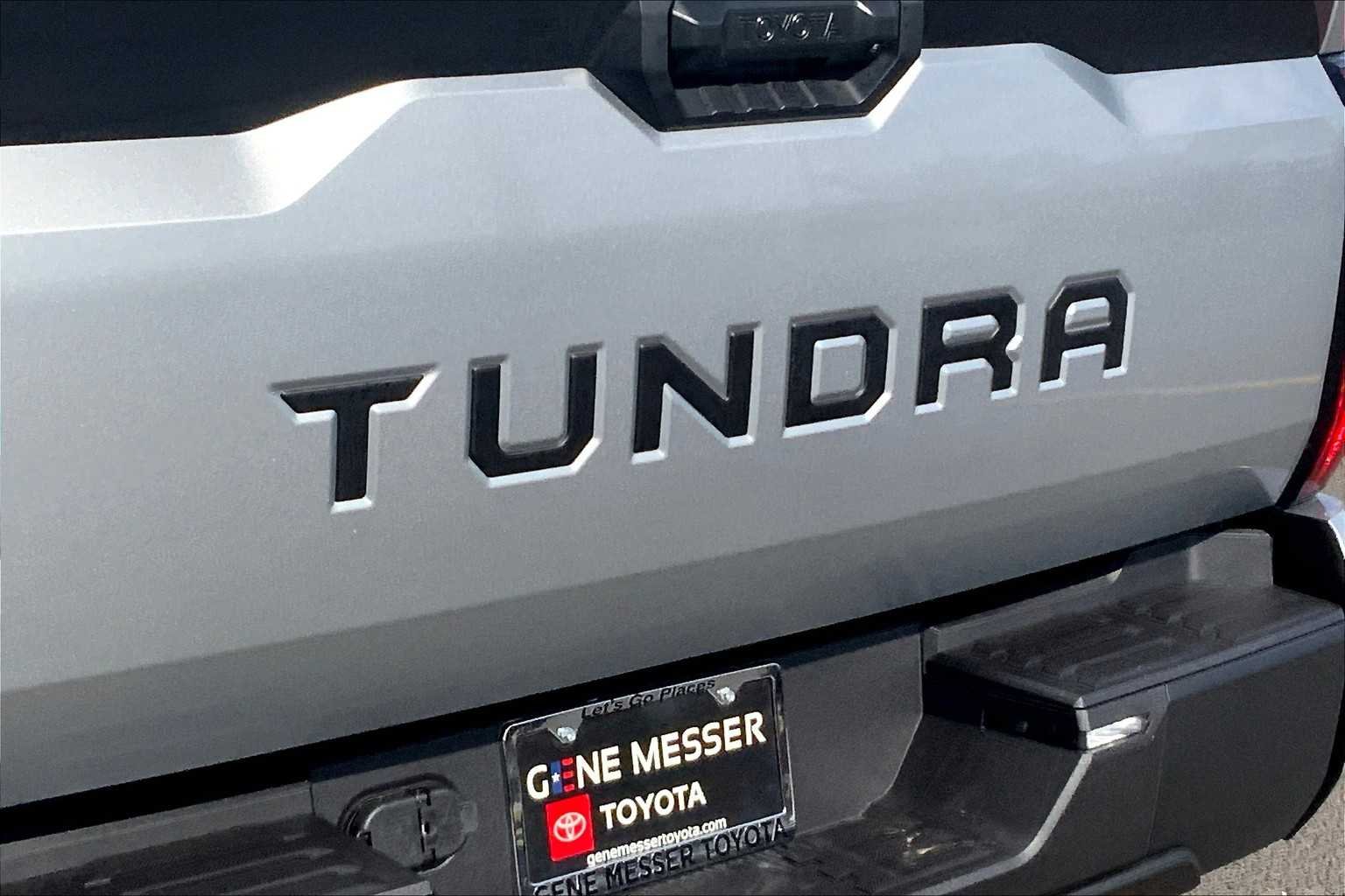 2026 Toyota Tundra SR - Photo 17