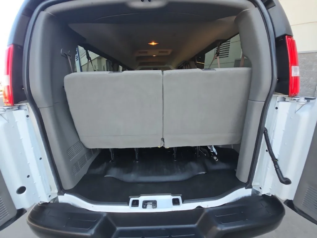 2023 Chevrolet Express Passenger LS - Photo 33