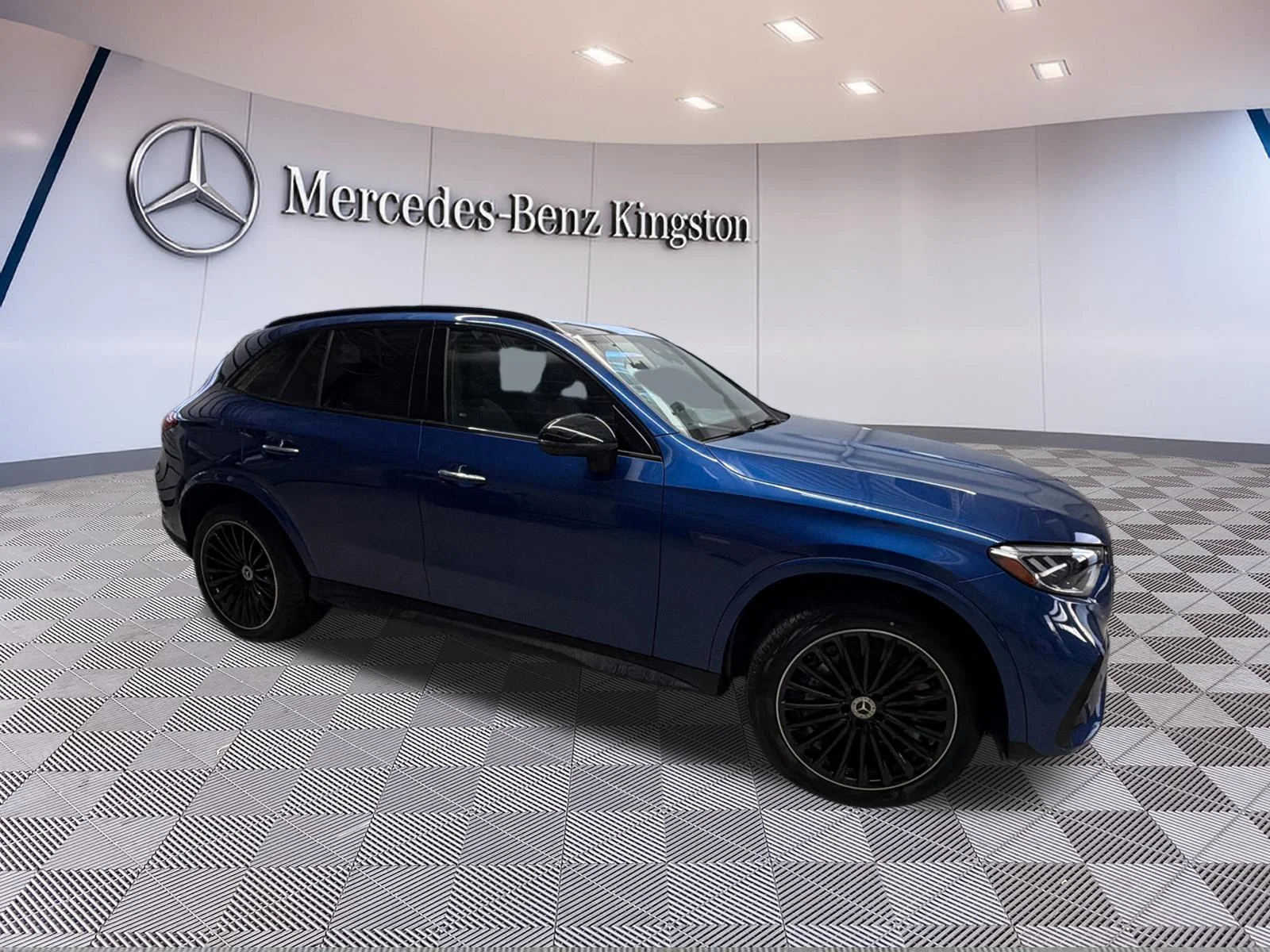 New 2026 White Mercedes-Benz 300 4matic Suv image 2
