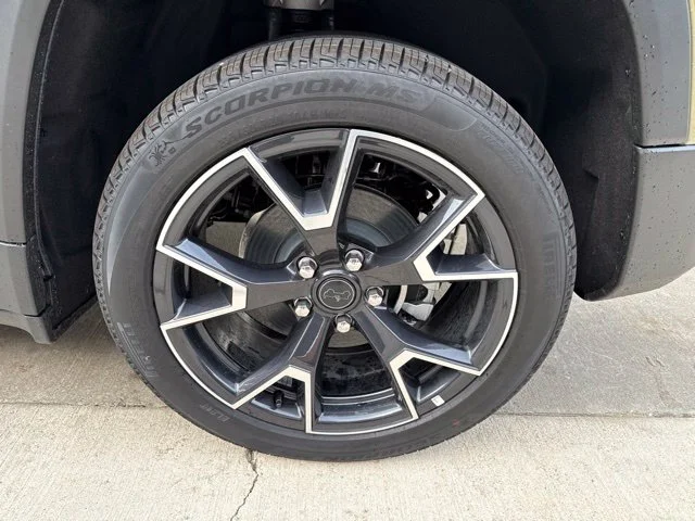 New 2027  Jeep Overland image 7