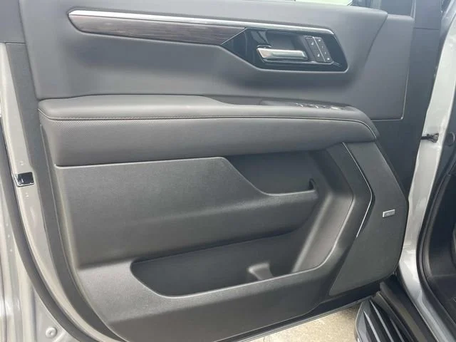 2026 Chevrolet Tahoe Premier - Photo 14