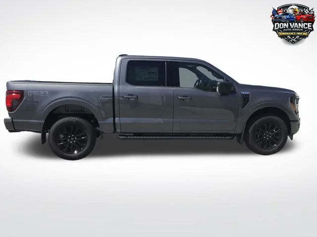 New 2026 Carbonized Gray Metallic Ford XLT image 6