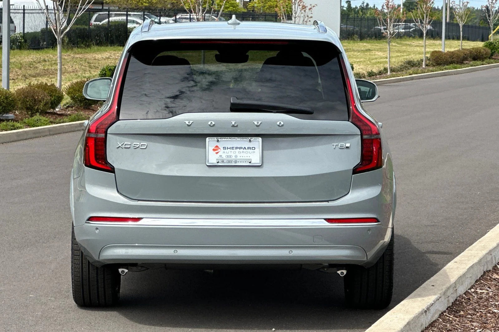 New 2026 Vapour Grey Volvo Plus image 4
