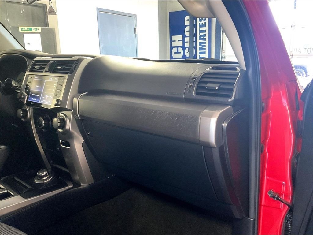 Used 2022 Red Toyota SR5 image 13