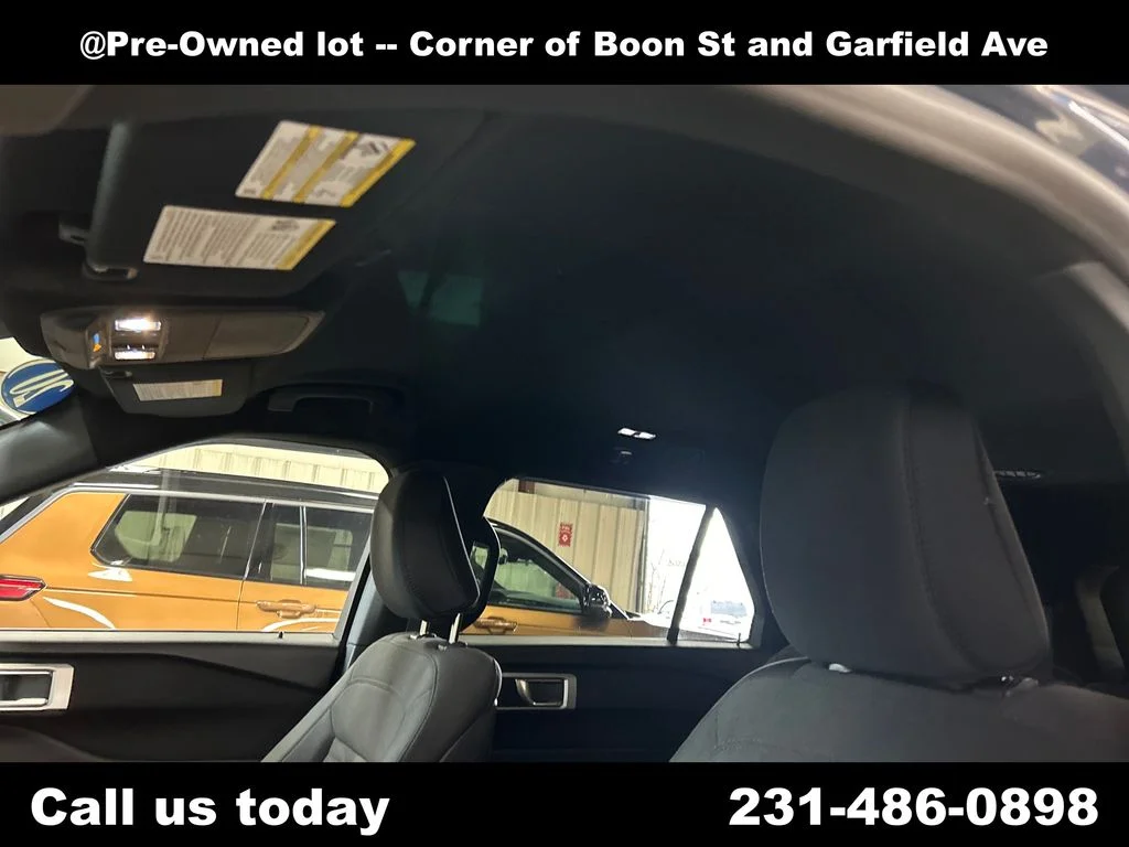 Used 2020 Blue Ford XLT image 13