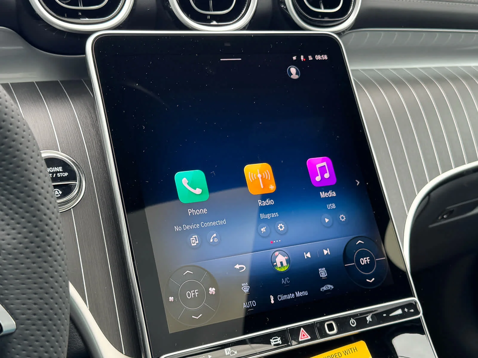New 2026 Black Mercedes-Benz GLC 300 image 23
