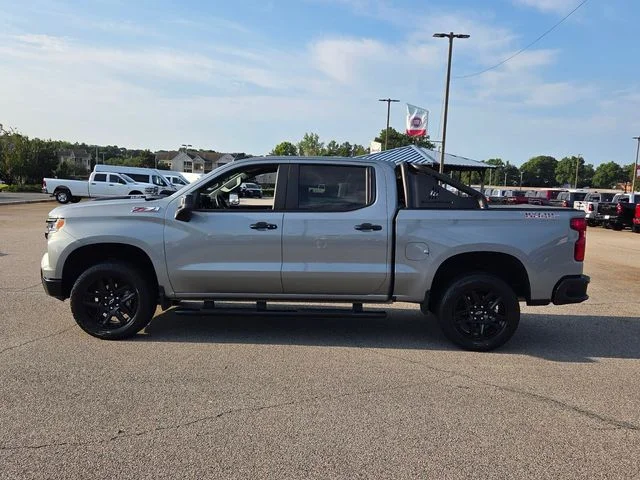Used 2025 Gray Chevrolet LT Trail Boss image 4