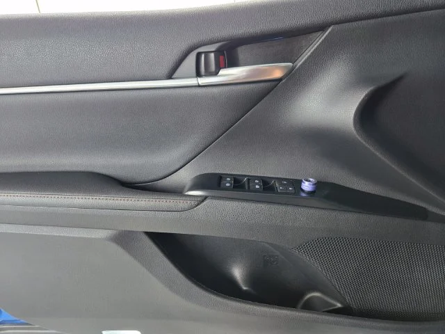 Used 2020 Blue Toyota XLE image 33