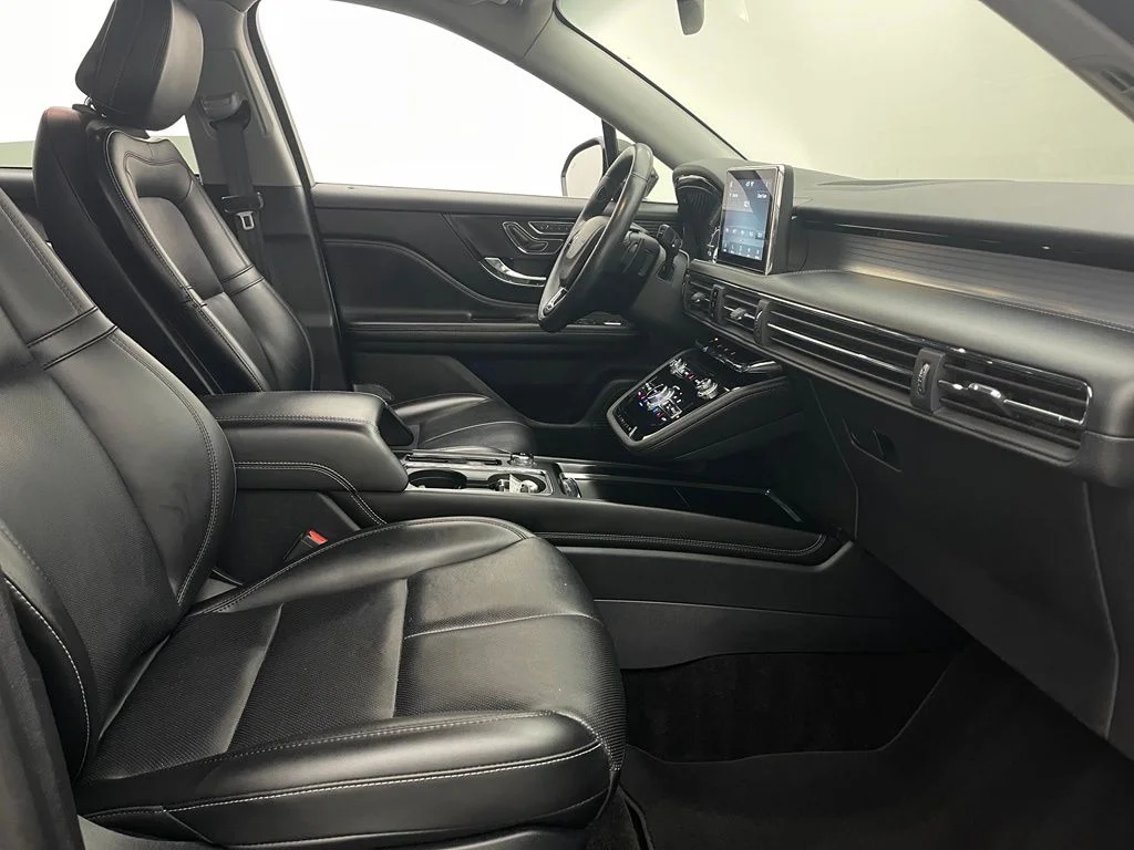 Used 2020 Ingot Silver Lincoln Standard image 32