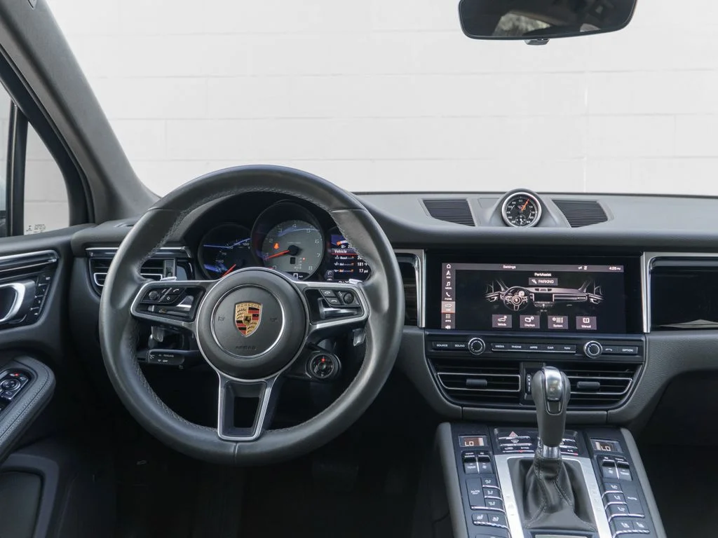 Used 2019  Porsche S image 21