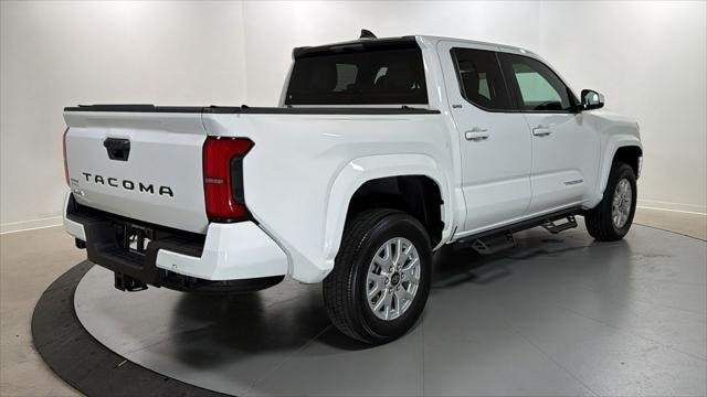 Certified Used 2025 ICE CAP Toyota SR5 image 5