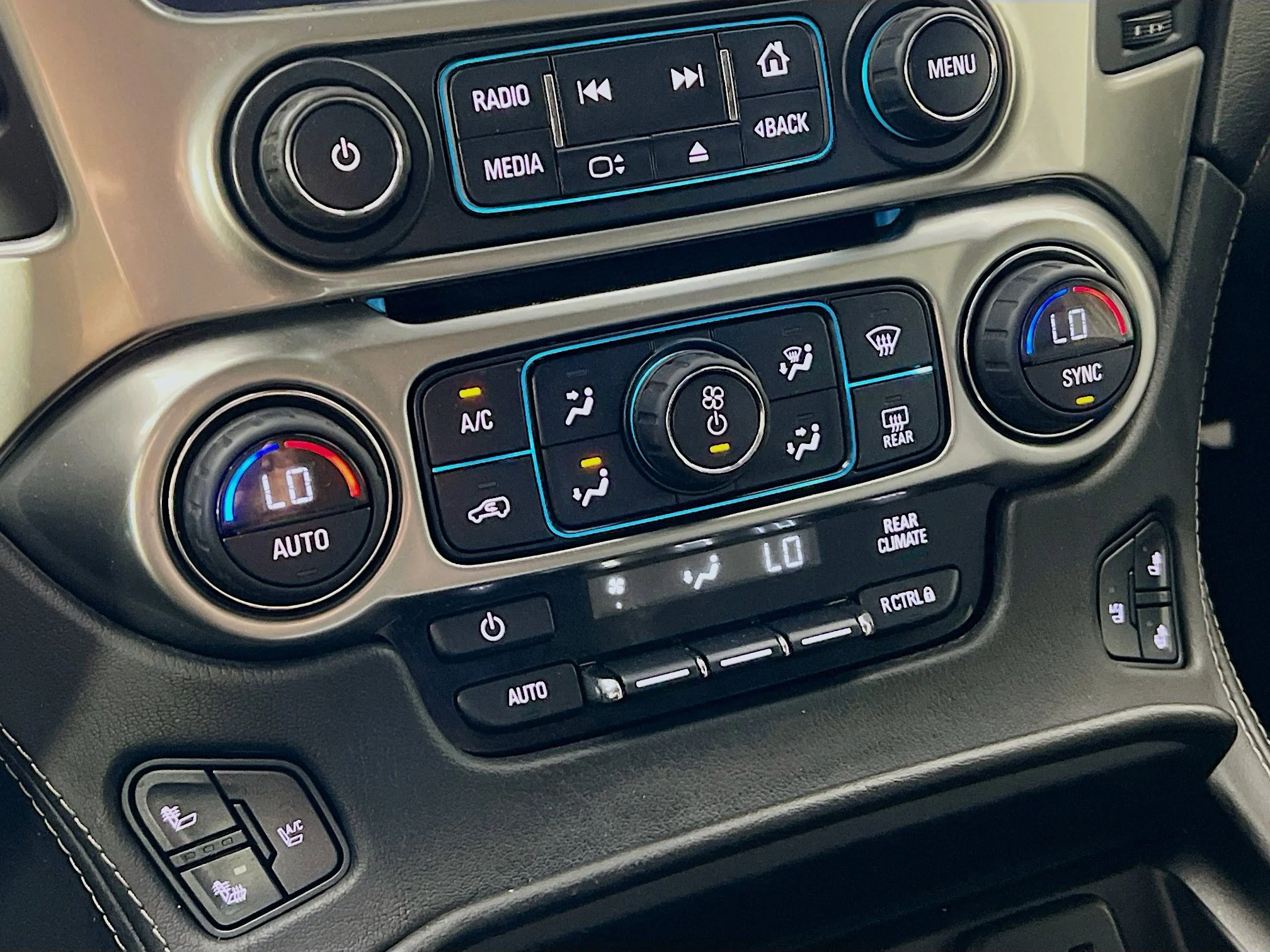 Used 2016 Black Chevrolet LTZ image 19