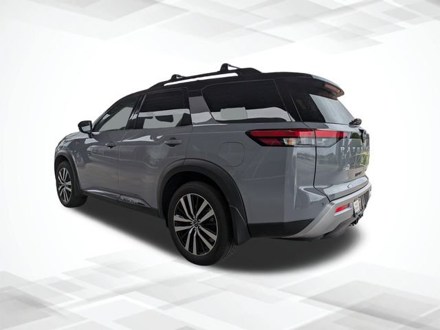 Used 2025 Gray Nissan Platinum image 6