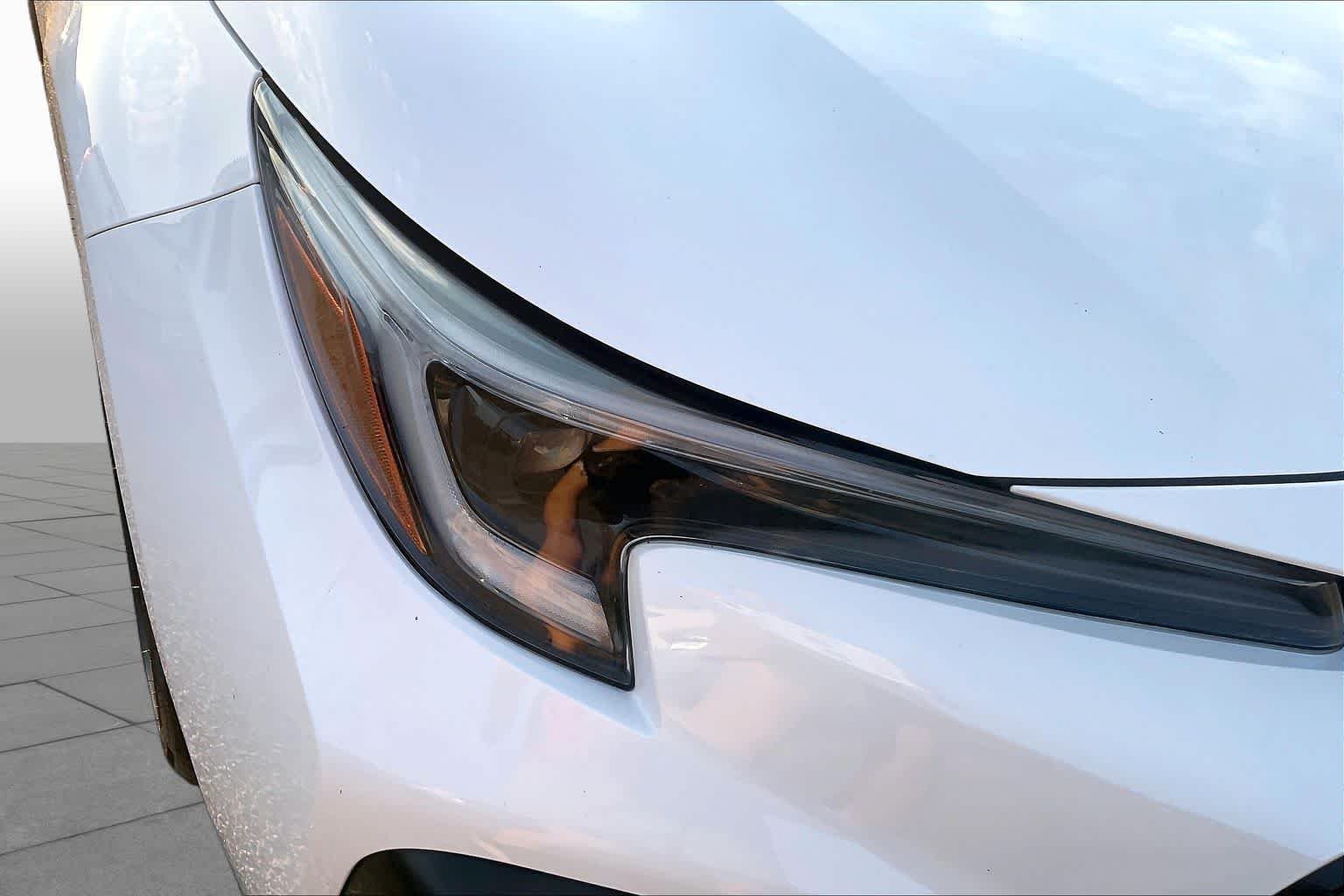 Used 2024 Ice Cap Toyota SE image 25