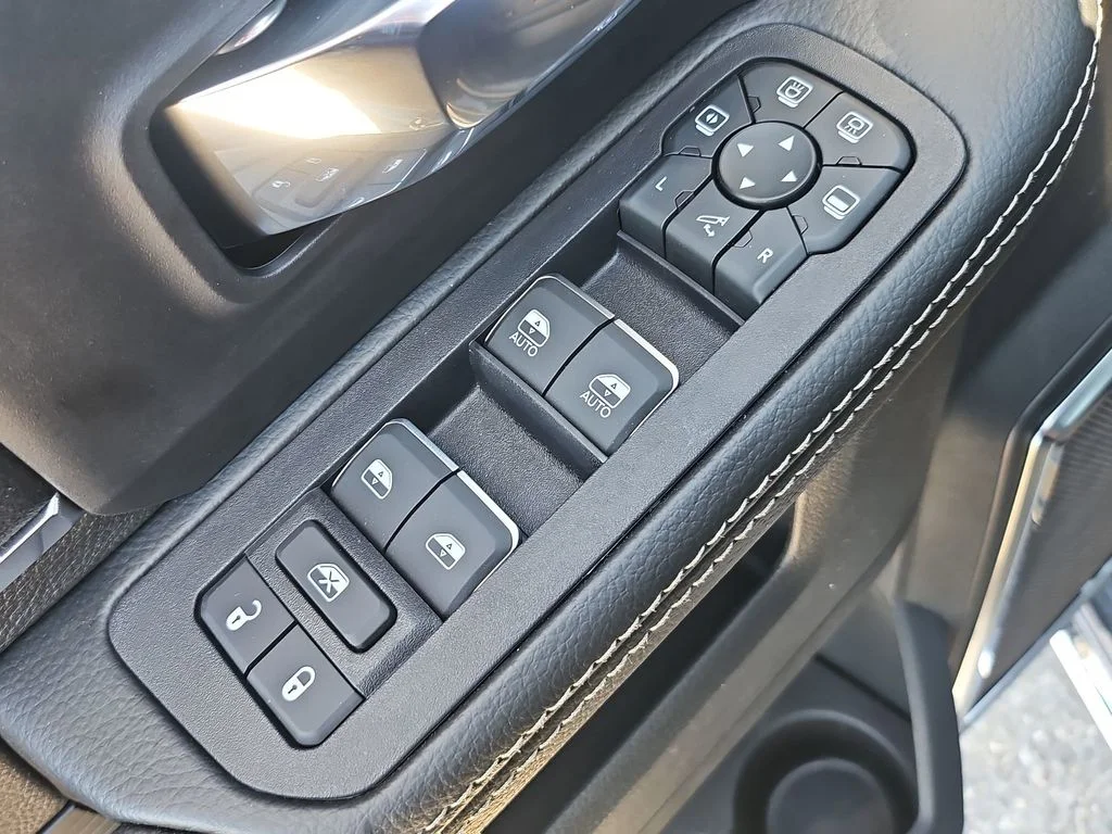 2026 RAM 2500 Laramie - Photo 30