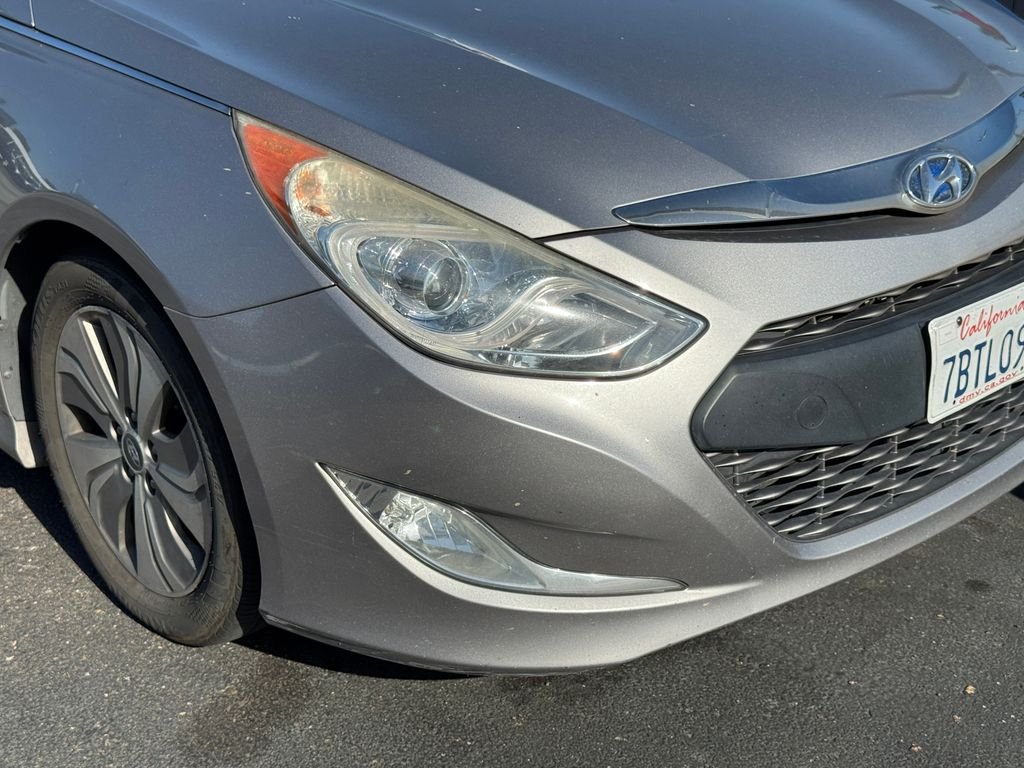 Used 2013 Hyundai Sonata Hybrid Limited with VIN KMHEC4A46DA075173 for sale in San Diego, CA