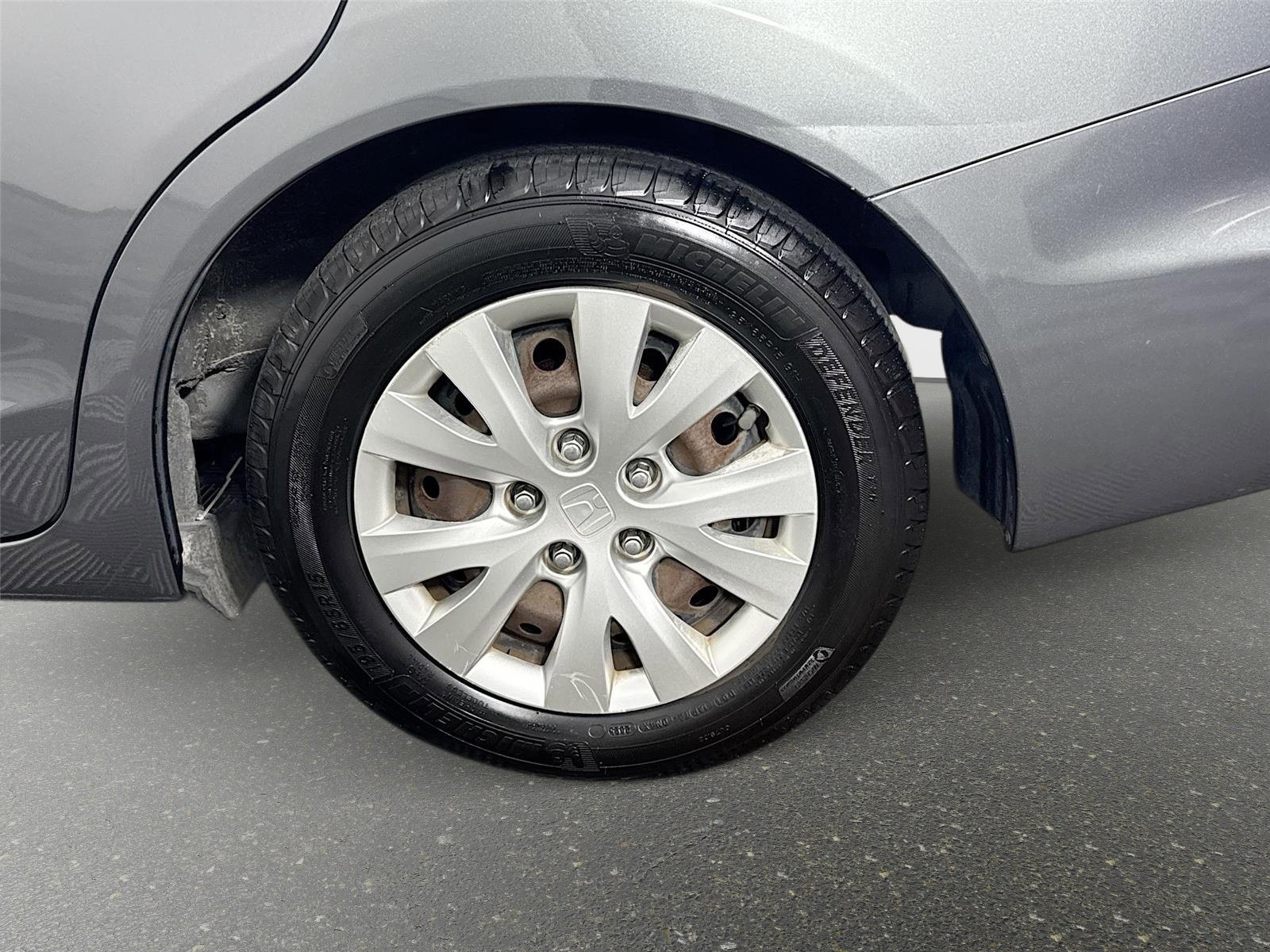 Used 2012 Grigio Metallic Honda LX image 28