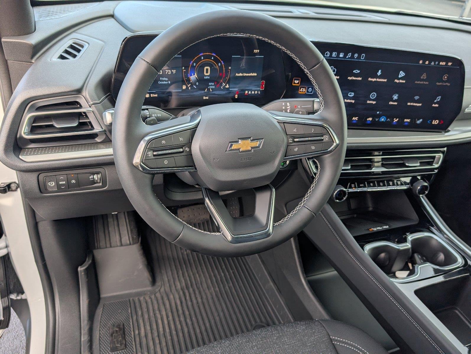 New 2027 Summit White Chevrolet LT image 4