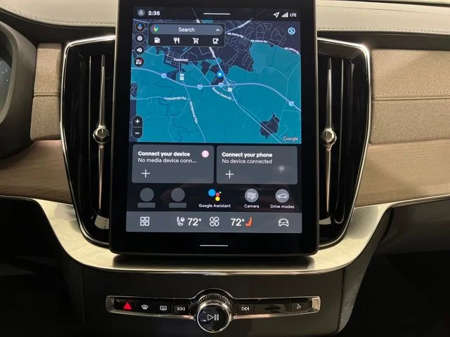 2026 Volvo XC90 Ultra - Photo 16