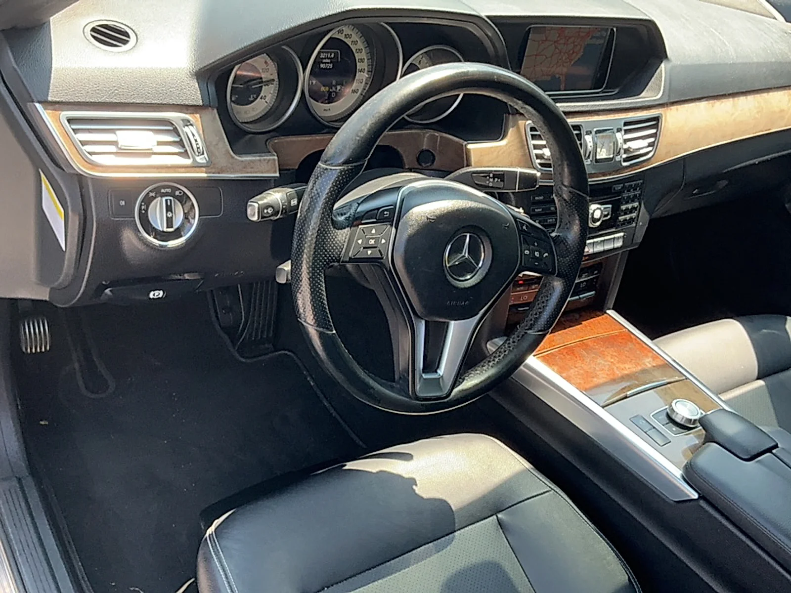 Used 2014  Mercedes-Benz  image 6