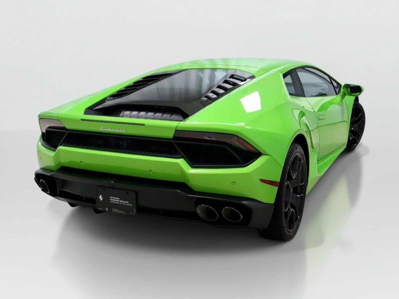 Used 2018 Verde Mantis Pearl Effect Lamborghini  image 5